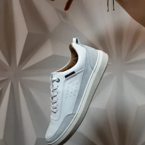 TENIS PARA HOMBRE EN CUERO BLANCO REF: RAIN 2142