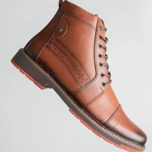 BOTA PARA HOMBRE EN CUERO MIEL | REF: VILLETA CLASS